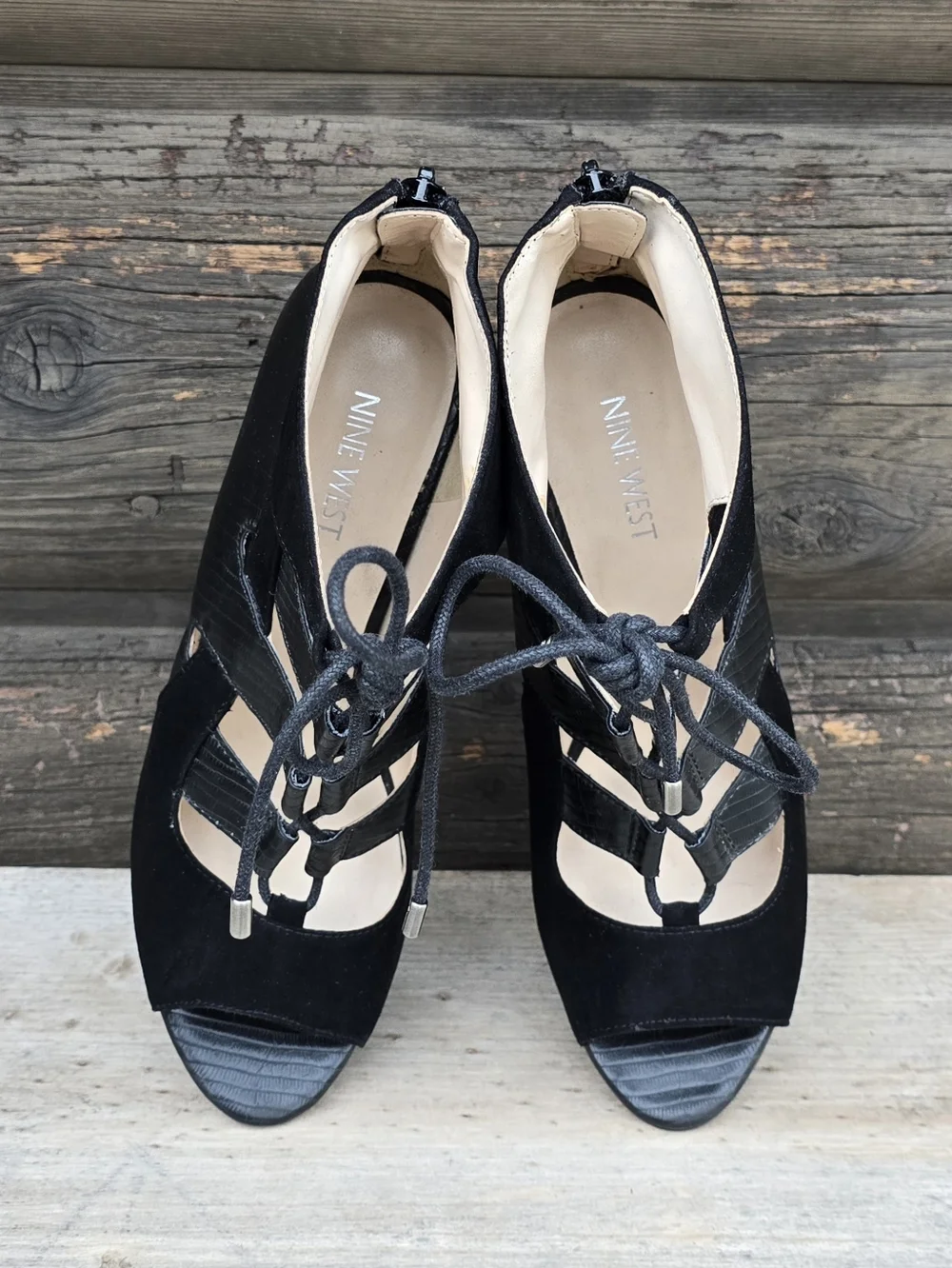 Nine West Stiletto Y2K Glam Revival Caged Lace Up Stiletto Bootie 8.5M